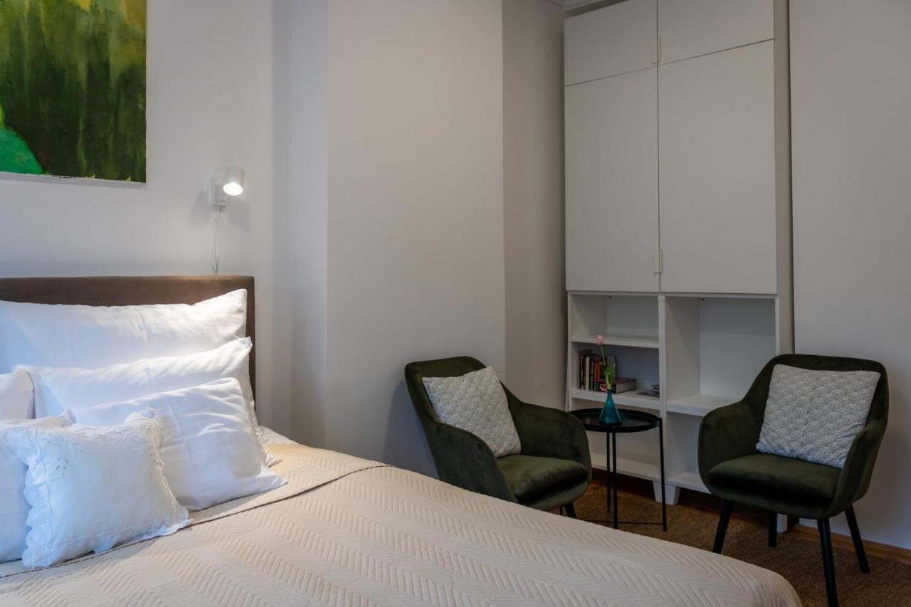 Sunbird Apartman บูดาเปสต์ ภายนอก รูปภาพ